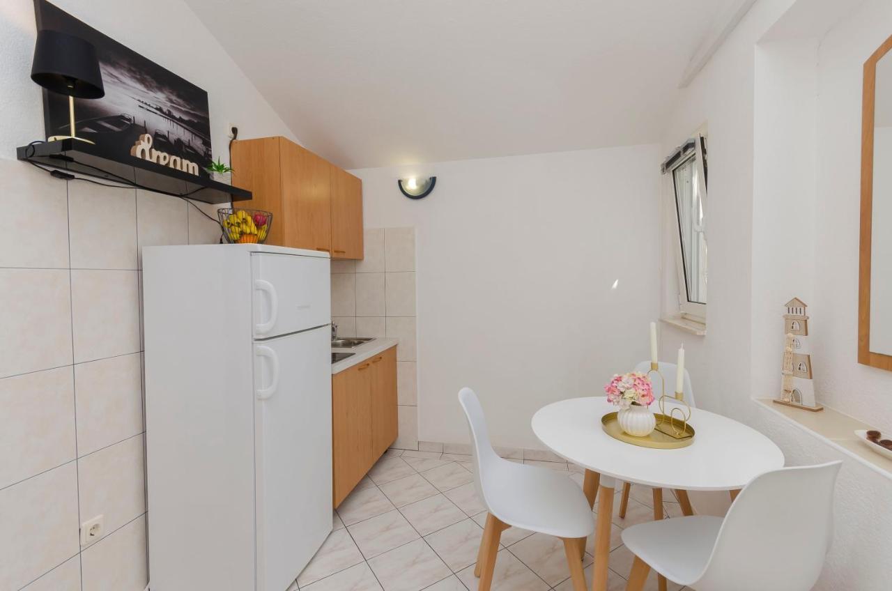 Apartments Anton Vodice Exterior foto