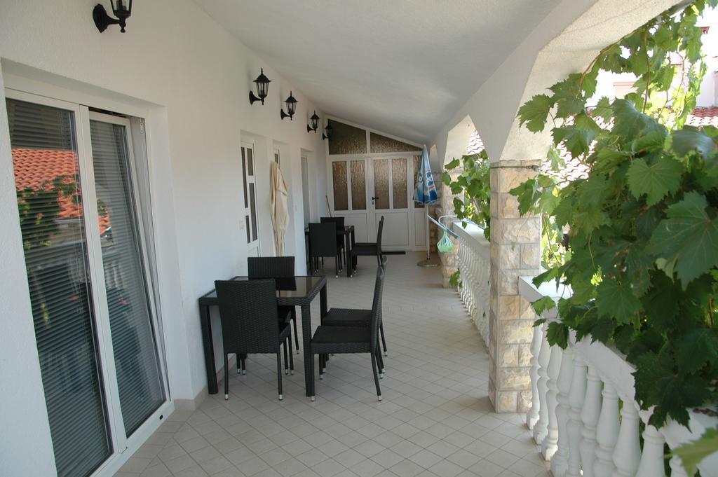 Apartments Anton Vodice Exterior foto