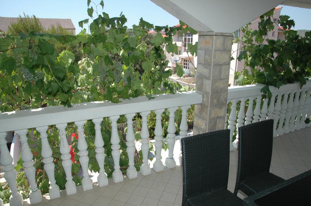 Apartments Anton Vodice Exterior foto